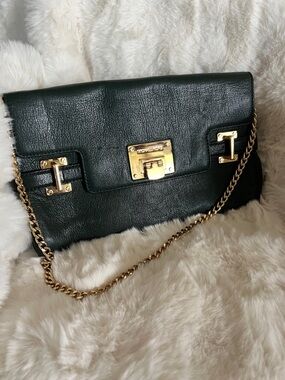 Michael Kors Green Pebbled Leather clutch with gold tone hardware vintage